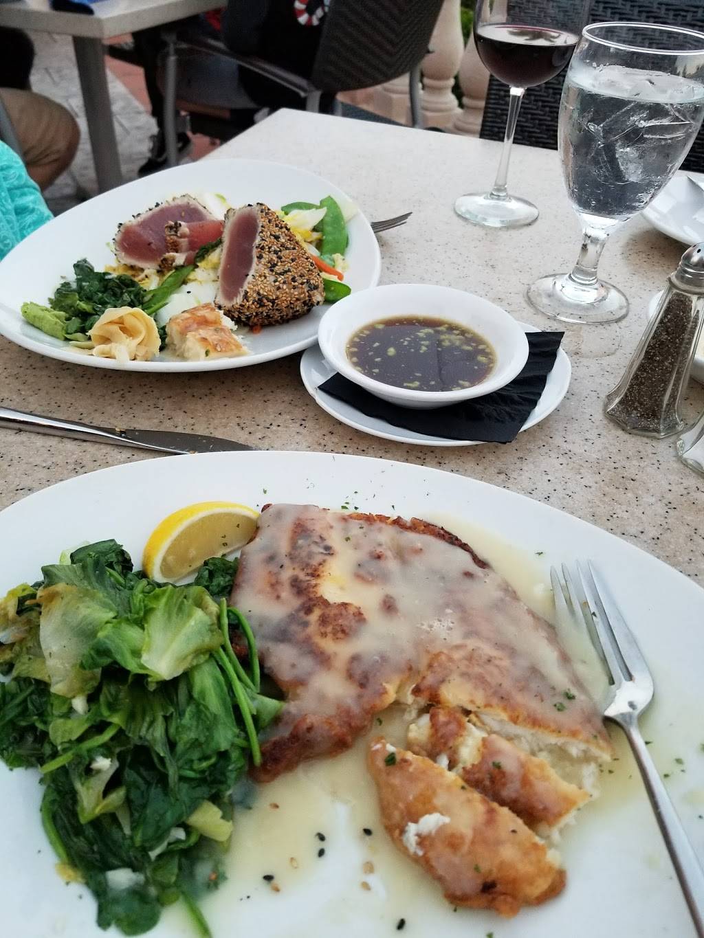 Carmines Ocean Grill and Sushi Bar | restaurant | 2401 PGA Boulevard #160, Palm Beach Gardens, FL 33410, USA | 5614727900 OR +1 561-472-7900