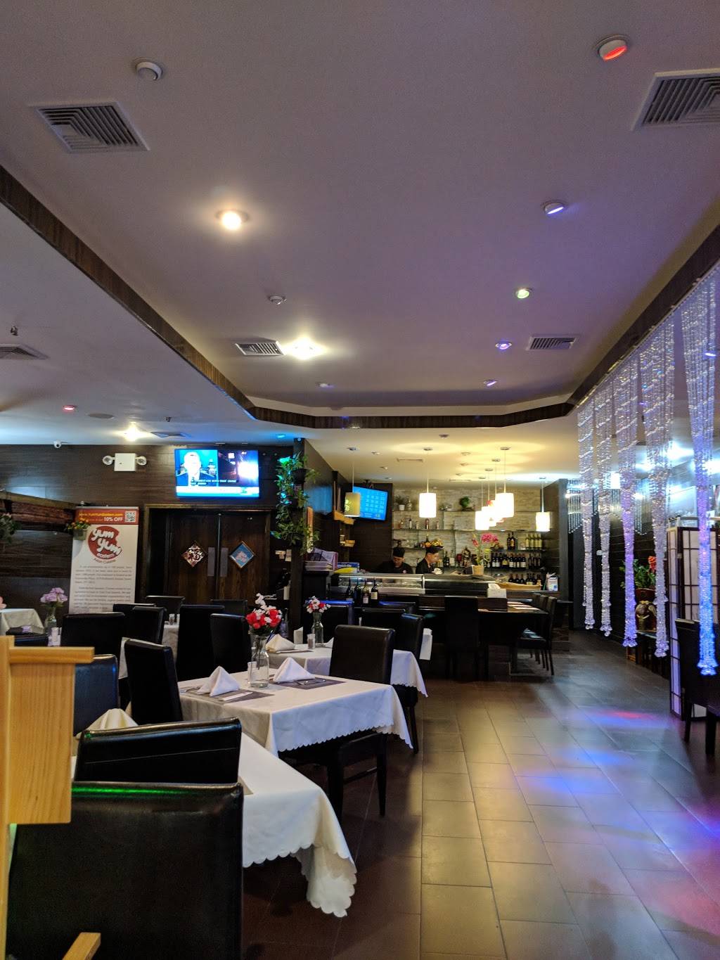 Yum Yum Eastern Sushi and Chinese Fusion | restaurant | 3279 Richmond Ave, Staten Island, NY 10312, USA | 7182279900 OR +1 718-227-9900