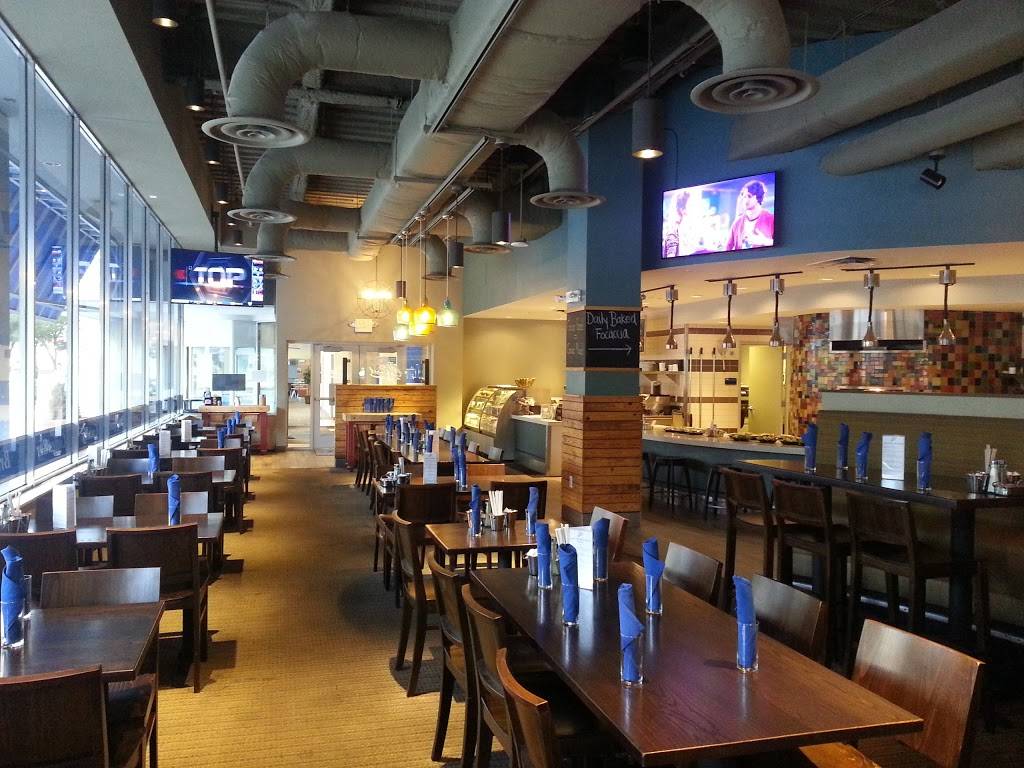 Chris @ The Docket | restaurant | 100 N Tucker Blvd, St. Louis, MO 63101, USA | 3149774615 OR +1 314-977-4615