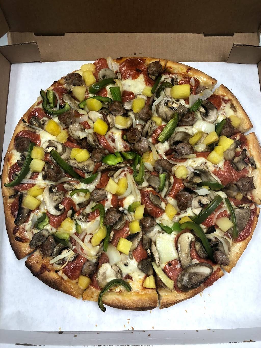 Mikes Pizza | restaurant | 3966 E 42nd St, Newburgh Heights, OH 44105, USA | 2164007224 OR +1 216-400-7224