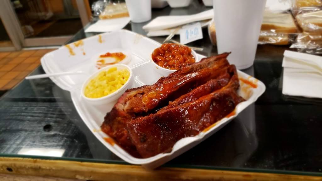 King Ribs Bar-B-Q | restaurant | 3145 W 16th St, Indianapolis, IN 46222, USA | 3174880223 OR +1 317-488-0223