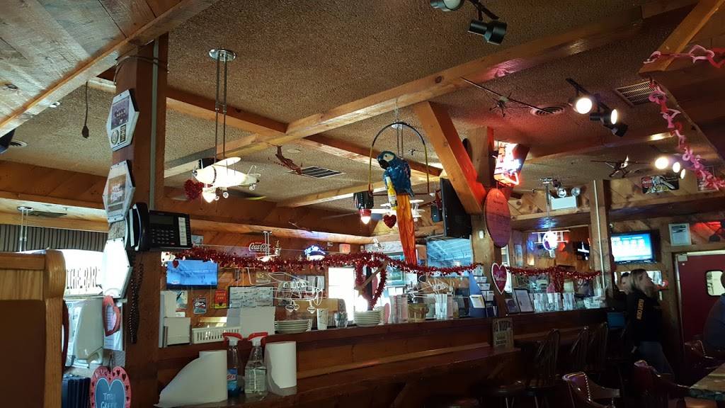 Harrys Bar & Grille | restaurant | 407 W Grove St, Middleborough, MA 02346, USA | 5089479297 OR +1 508-947-9297