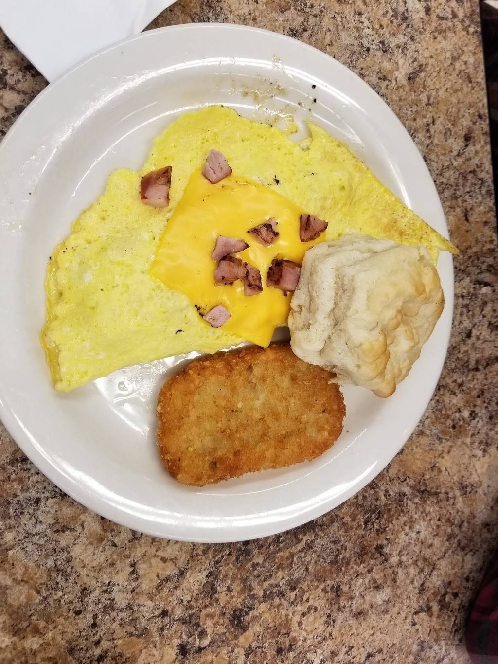 Skyline Family Restaurant | restaurant | 130 Barklow Rd, Portsmouth, OH 45662, USA | 7408202203 OR +1 740-820-2203