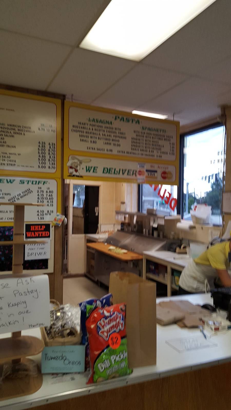 Pizza Joint | restaurant | 239 Ocean St, South Portland, ME 04106, USA | 2077673220 OR +1 207-767-3220