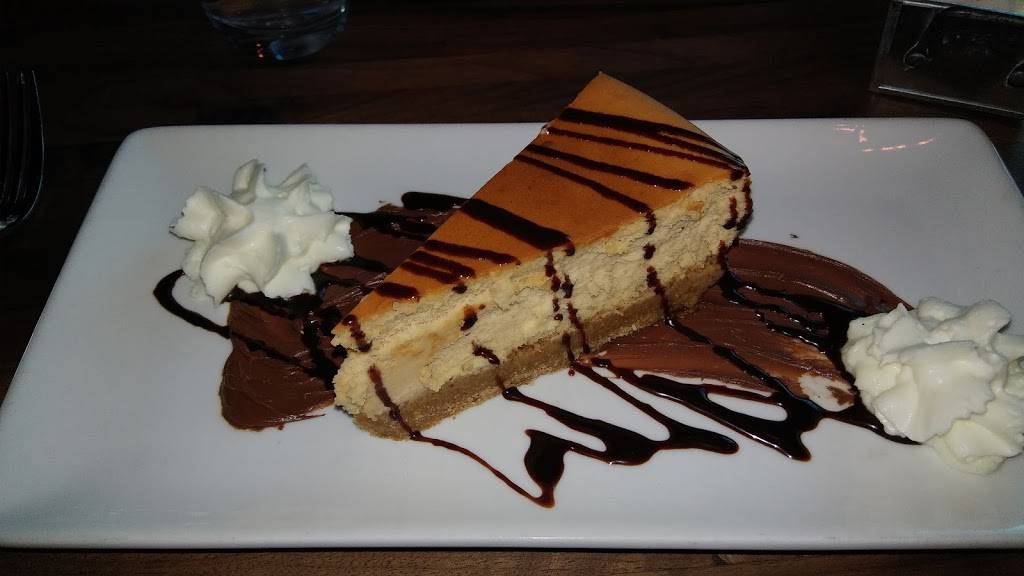 Market Place Kitchen & Bar | restaurant | 32 Church Hill Rd, Newtown, CT 06470, USA | 2034912993 OR +1 203-491-2993