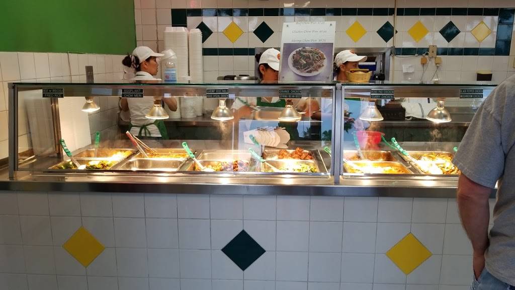 Lucky Chinese Food | restaurant | 18525 Brookhurst St, Fountain Valley, CA 92708, USA | 7149624221 OR +1 714-962-4221