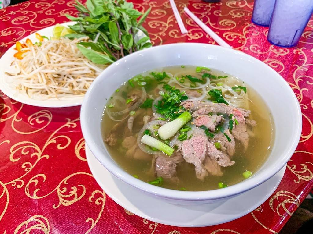 Pho O.C. | restaurant | 7875 W Sahara Ave #101, Las Vegas, NV 89117, USA | 7252049900 OR +1 725-204-9900