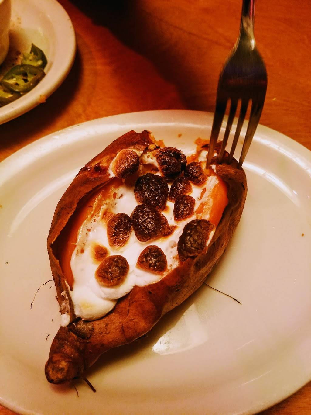 Texas Roadhouse | restaurant | 2101 E SE Loop 323, Tyler, TX 75701, USA | 9035090053 OR +1 903-509-0053