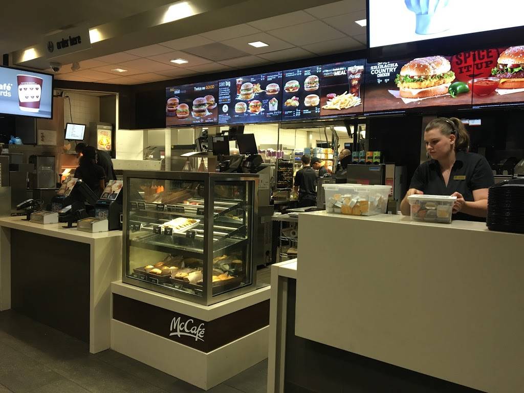 McDonalds | cafe | 135 Kingston Rd E, Ajax, ON L1S 7J4, Canada | 9056862172 OR +1 905-686-2172