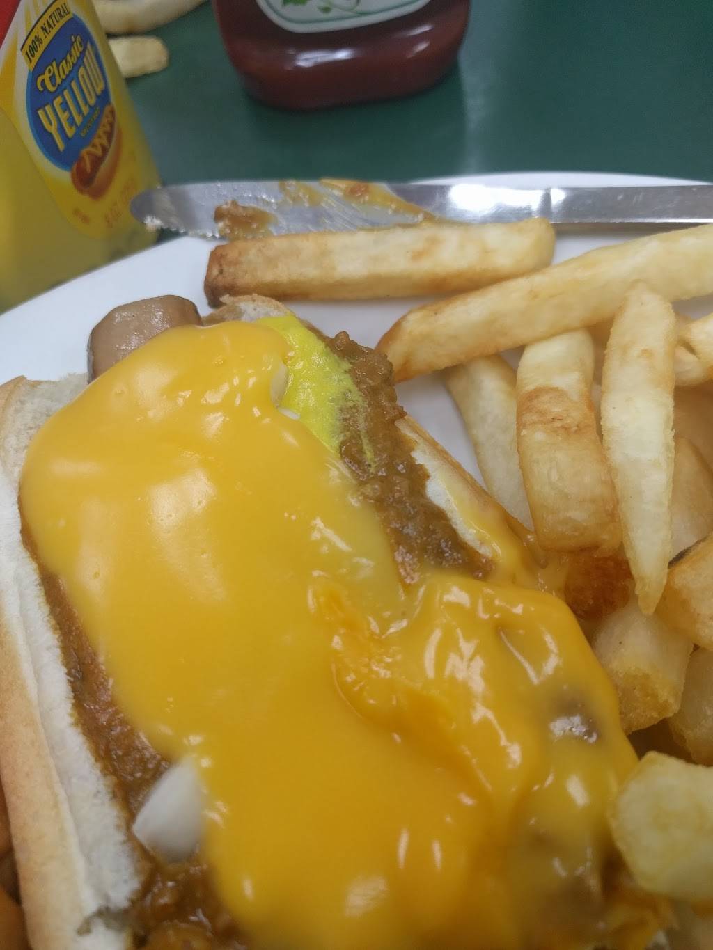 Alpha Koney Island | restaurant | 2833 Oak Valley Dr, Ann Arbor, MI 48103, USA | 7349301520 OR +1 734-930-1520