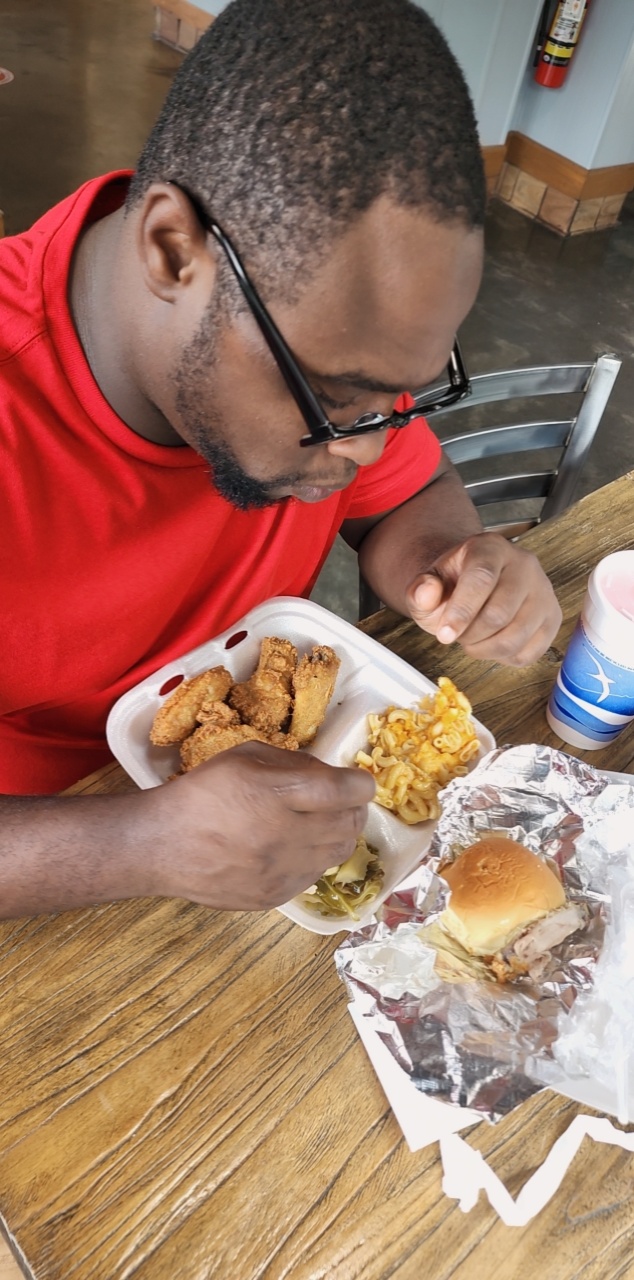 Goodness Gracious | restaurant | 2600 New Walkertown Rd, Winston-Salem, NC 27101, USA | 3364482011 OR +1 336-448-2011