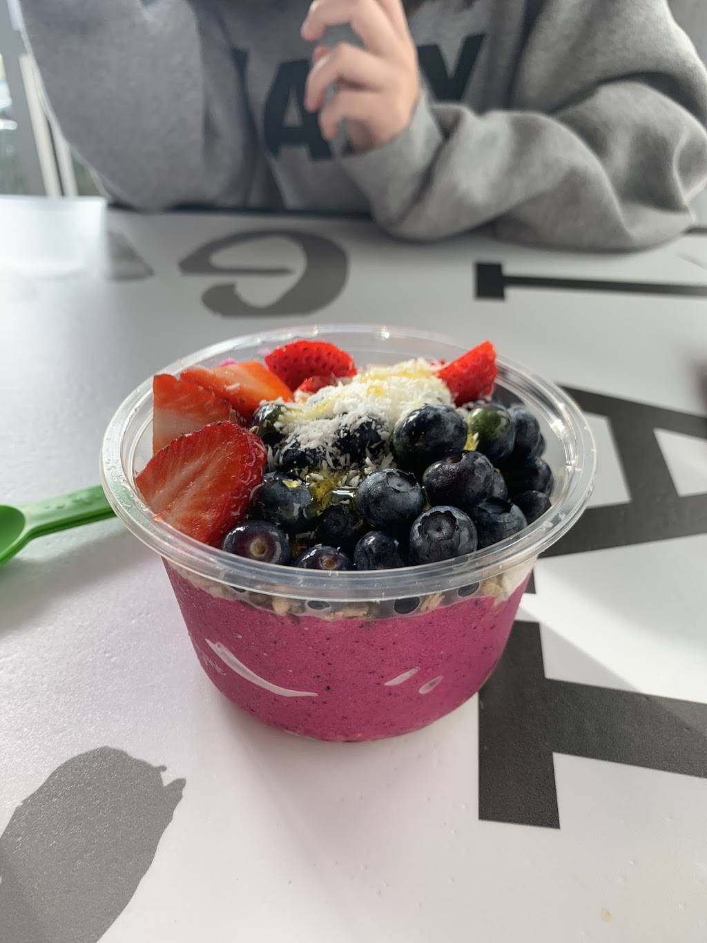 The Bowl | restaurant | 1427 Pine Ridge Rd, Naples, FL 34109, USA | 2397343867 OR +1 239-734-3867