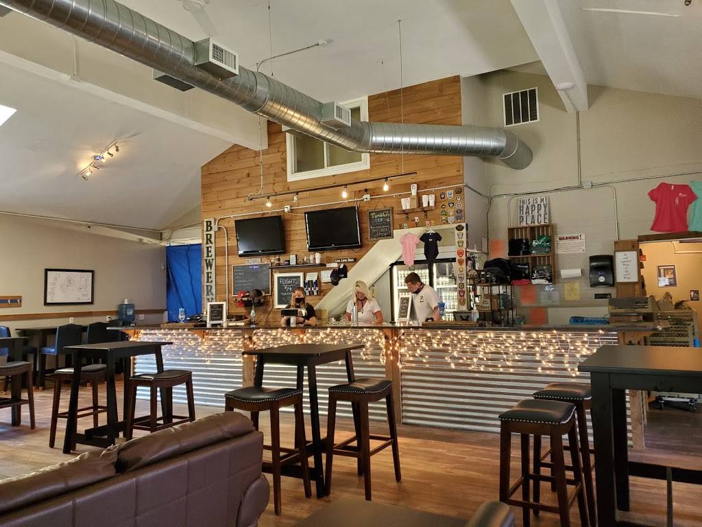 Barnstable Brewing | restaurant | 485 W Main St, Hyannis, MA 02601, USA | 7744706989 OR +1 774-470-6989