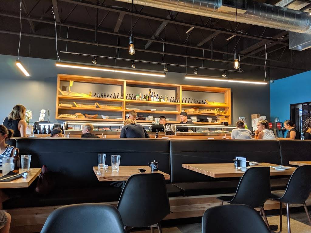 KOMO Sushi | restaurant | 16330 SW Langer Dr, Sherwood, OR 97140, USA | 5038225689 OR +1 503-822-5689