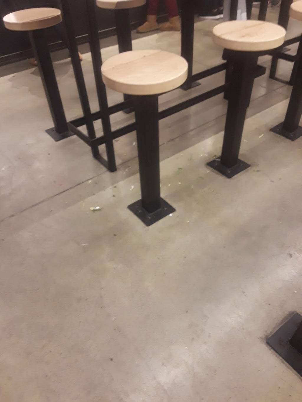 Chipotle Mexican Grill | restaurant | 1851 S Christopher Columbus Blvd #3, Philadelphia, PA 19148, USA | 2679407680 OR +1 267-940-7680