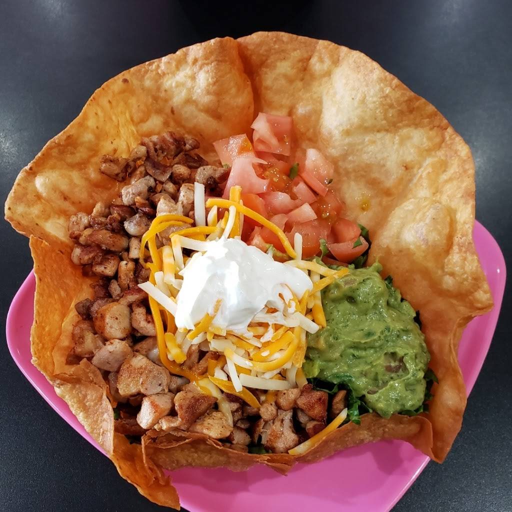 Mamicons Restaurant | restaurant | 8363 Reseda Blvd unit 13, Northridge, CA 91324, USA | 8184772448 OR +1 818-477-2448