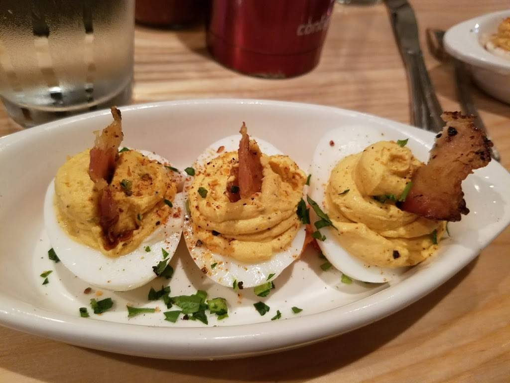 Salt + Smoke | restaurant | 5625 Hampton Ave, St. Louis, MO 63109, USA | 3147270200 OR +1 314-727-0200