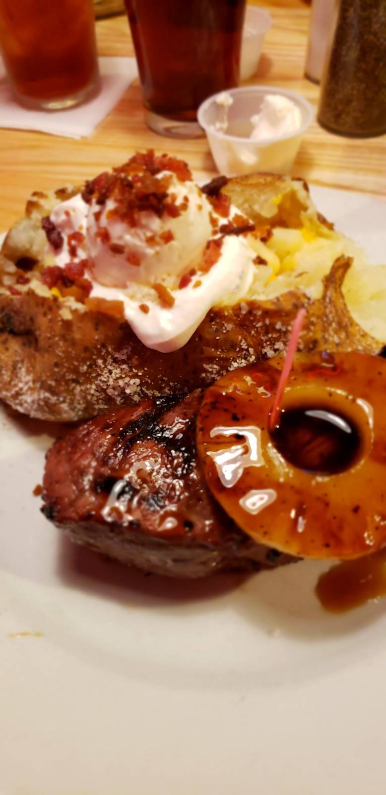 Logans Roadhouse | restaurant | 1177 Western Blvd, Jacksonville, NC 28546, USA | 9109380905 OR +1 910-938-0905