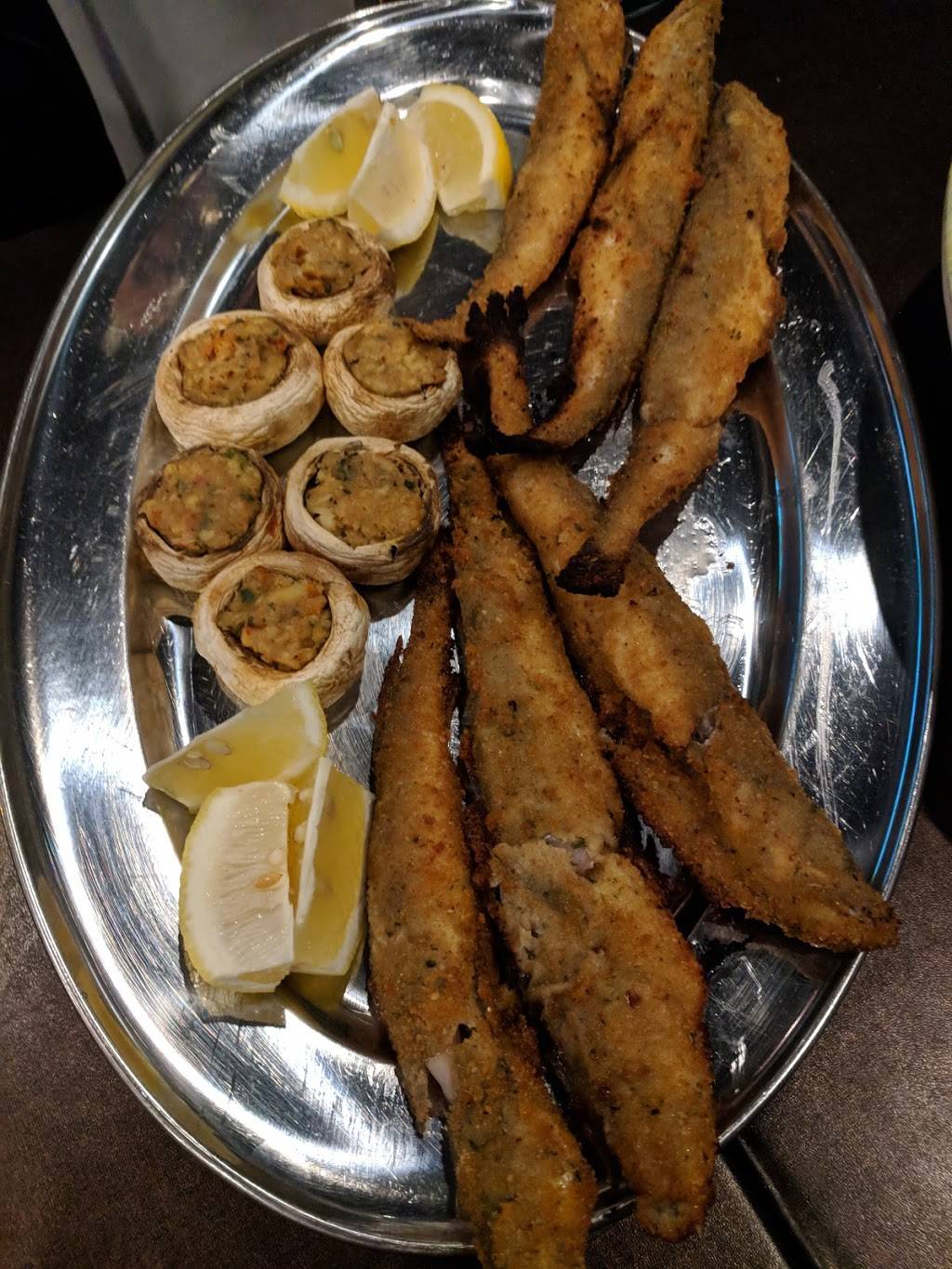 Enzos Trattoria | restaurant | 1063 Erie St E, Windsor, ON N9A 3Z2, Canada | 5192546213 OR +1 519-254-6213