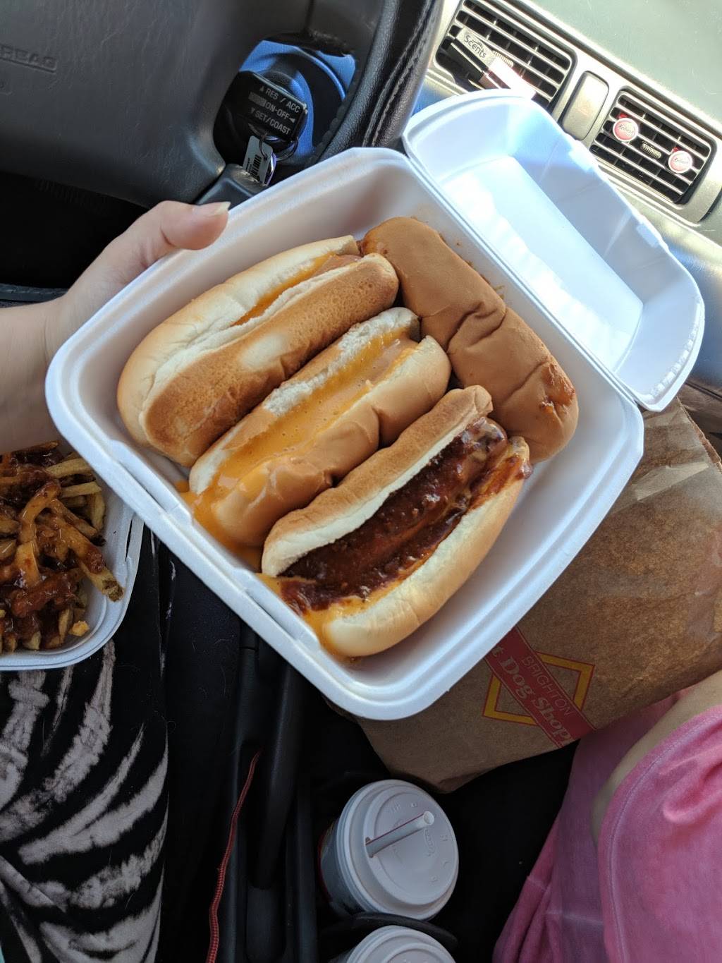 Brighton Hot Dog Shoppe | restaurant | 2625 Constitution Blvd, Beaver Falls, PA 15010, USA | 7248471000 OR +1 724-847-1000