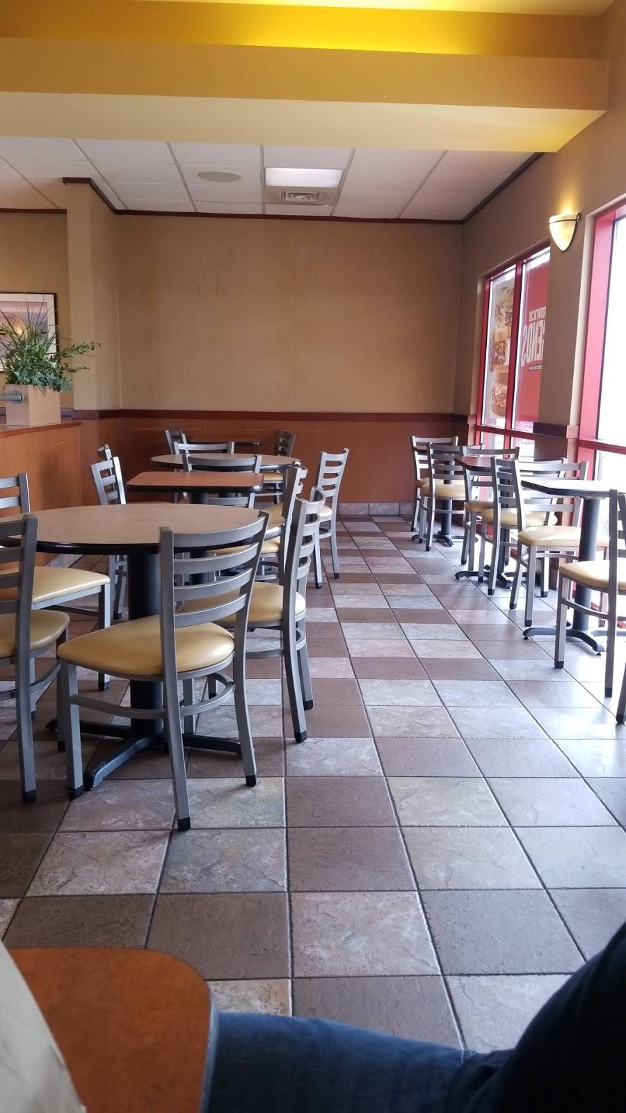 Arbys | restaurant | 2932 Scottsville Rd, Bowling Green, KY 42103, USA | 2708429687 OR +1 270-842-9687