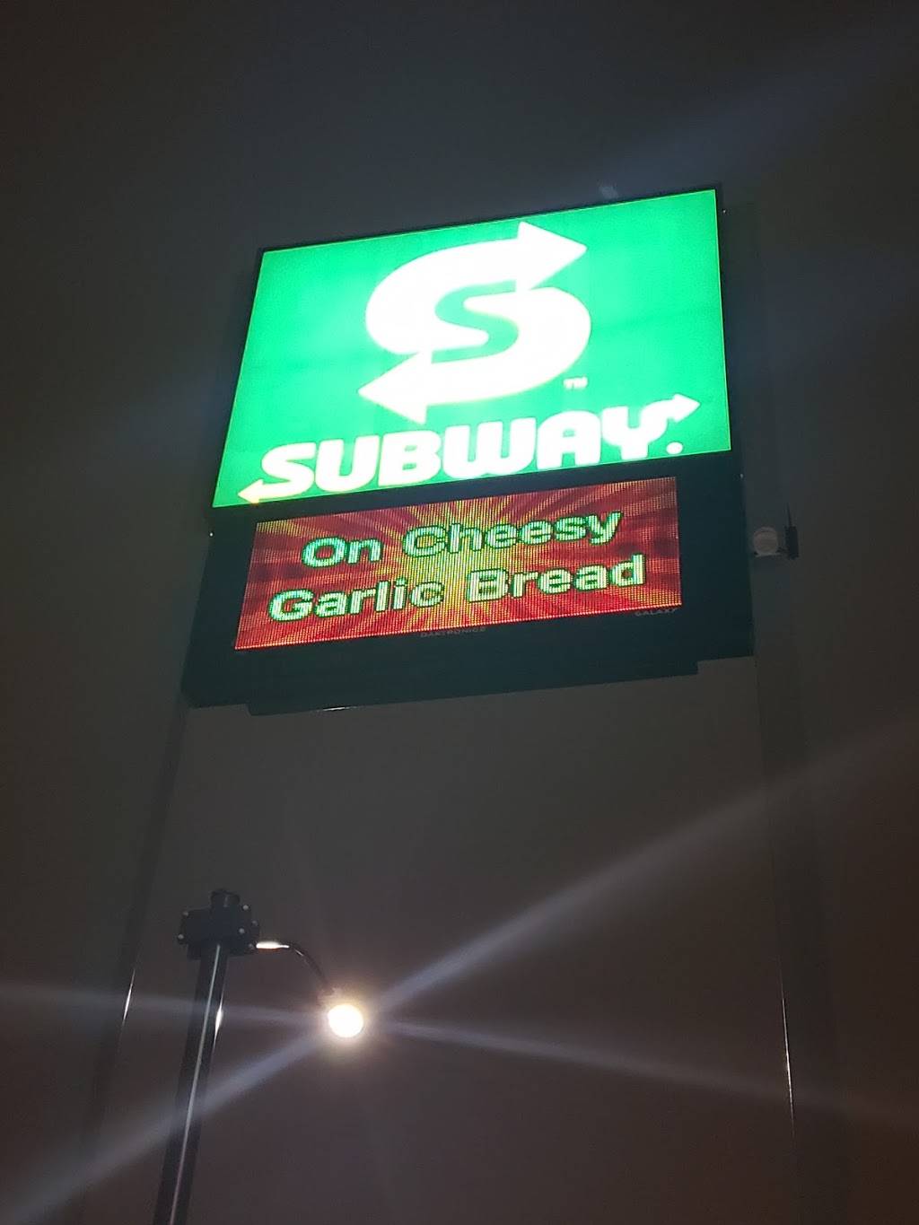 Subway Restaurants | restaurant | 615 Belknap St, Superior, WI 54880, USA | 7153943323 OR +1 715-394-3323