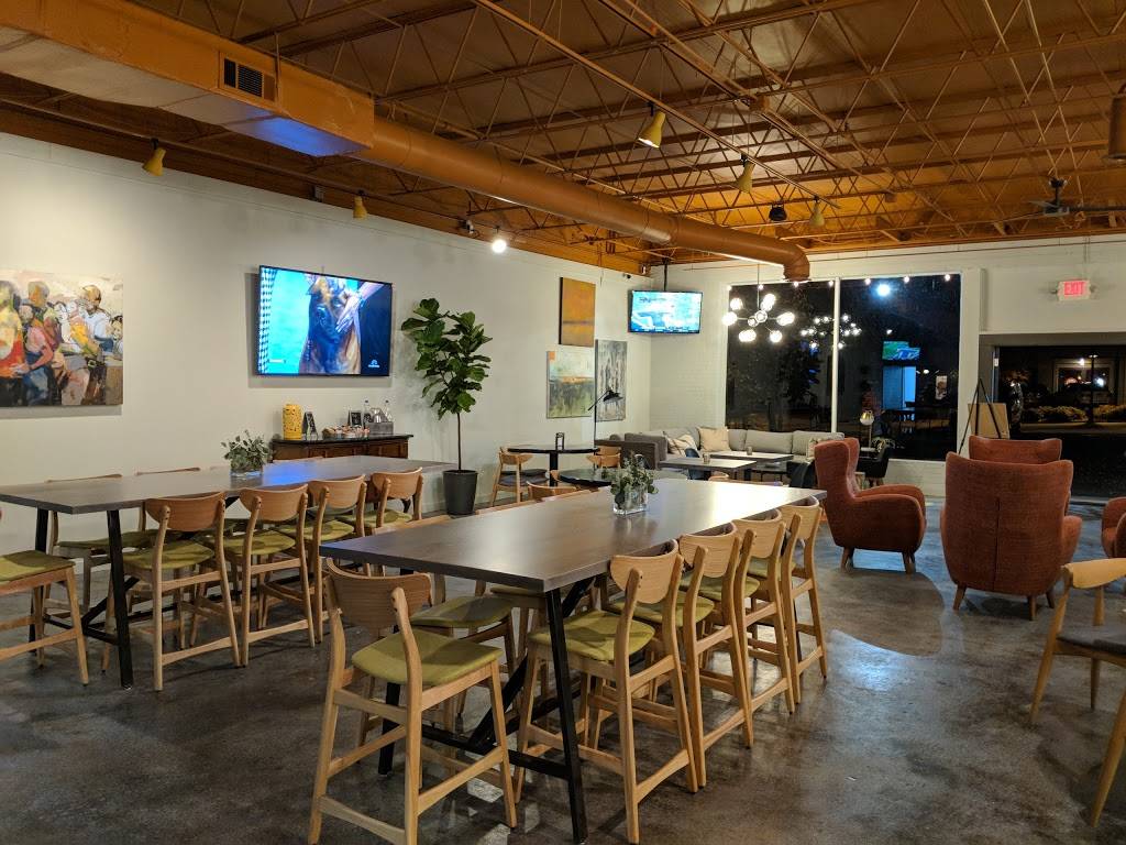 Tap & Six | restaurant | 23 Oak St, Roswell, GA 30075, USA | 6788783038 OR +1 678-878-3038