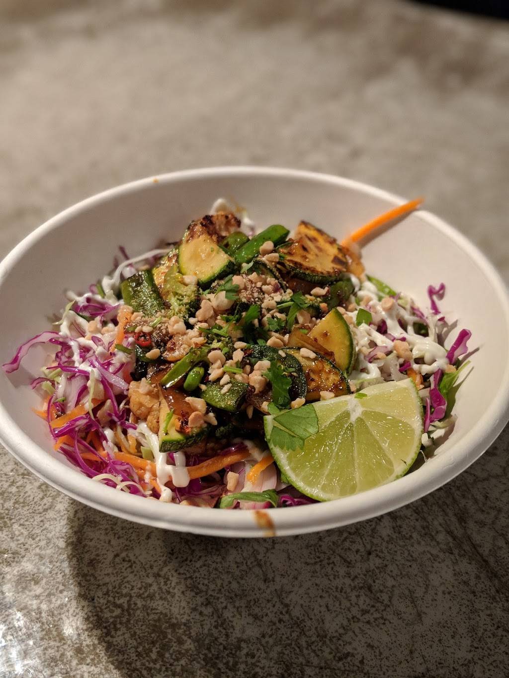 Singhs Vietnamese | restaurant | 2805 N St Marys St, San Antonio, TX 78212, USA | 5129409662 OR +1 512-940-9662