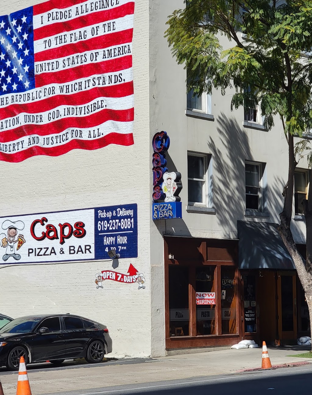 Caps Pizza & Bar | restaurant | 1428 1st Ave, San Diego, CA 92101, USA | 6192378081 OR +1 619-237-8081