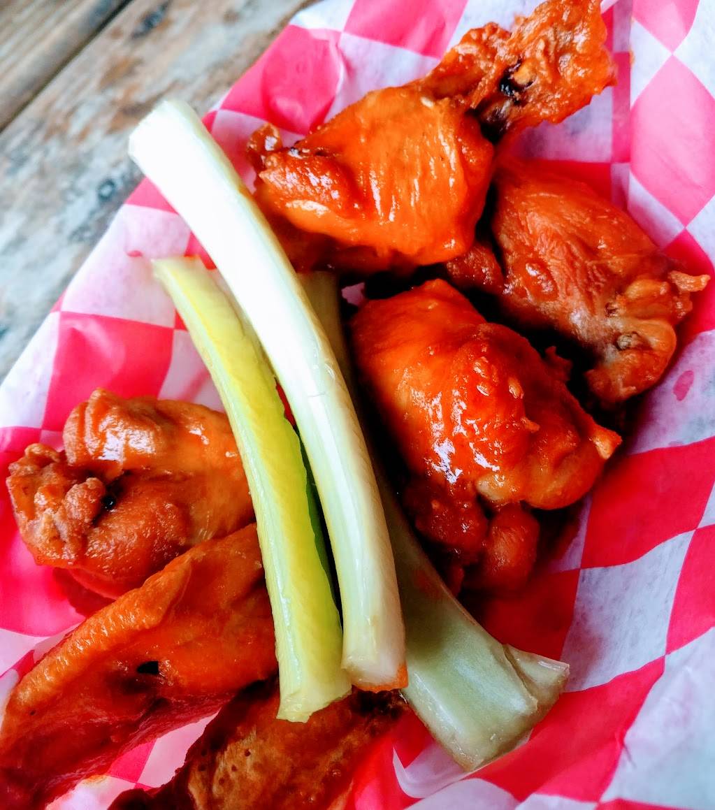 Big Woodys Bar & Grill | restaurant | 123 N Battlefield Blvd Suite H, Chesapeake, VA 23320, USA | 7574361919 OR +1 757-436-1919