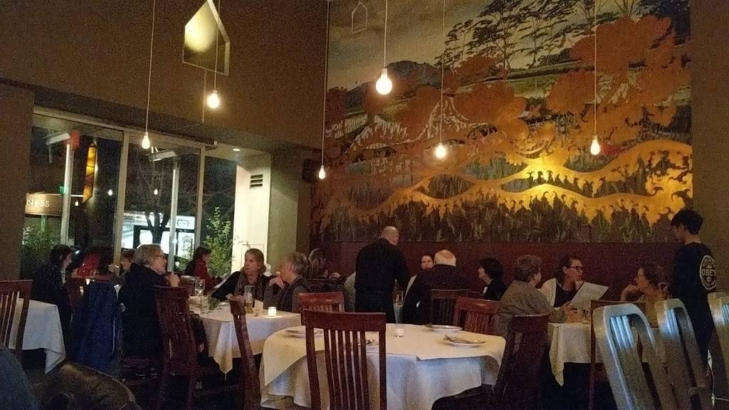 Soi 4 Bangkok Eatery | restaurant | 5421 College Ave, Oakland, CA 94618, USA | 5106550889 OR +1 510-655-0889