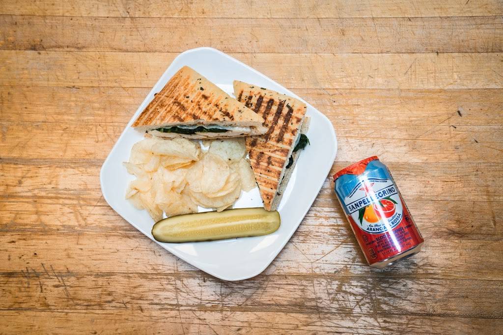 Trios Tomato Pie | restaurant | 939 Township Line Rd, Elkins Park, PA 19027, USA | 2153779009 OR +1 215-377-9009