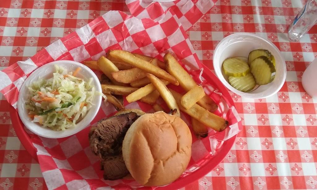 Smokys House BBQ | restaurant | 3019, 300 W Lincoln Ave, Charleston, IL 61920, USA | 2173452227 OR +1 217-345-2227