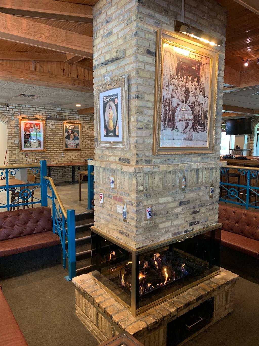 Ellas Public House | restaurant | W325S1767 Mickle Rd, Delafield, WI 53018, USA | 2622014545 OR +1 262-201-4545