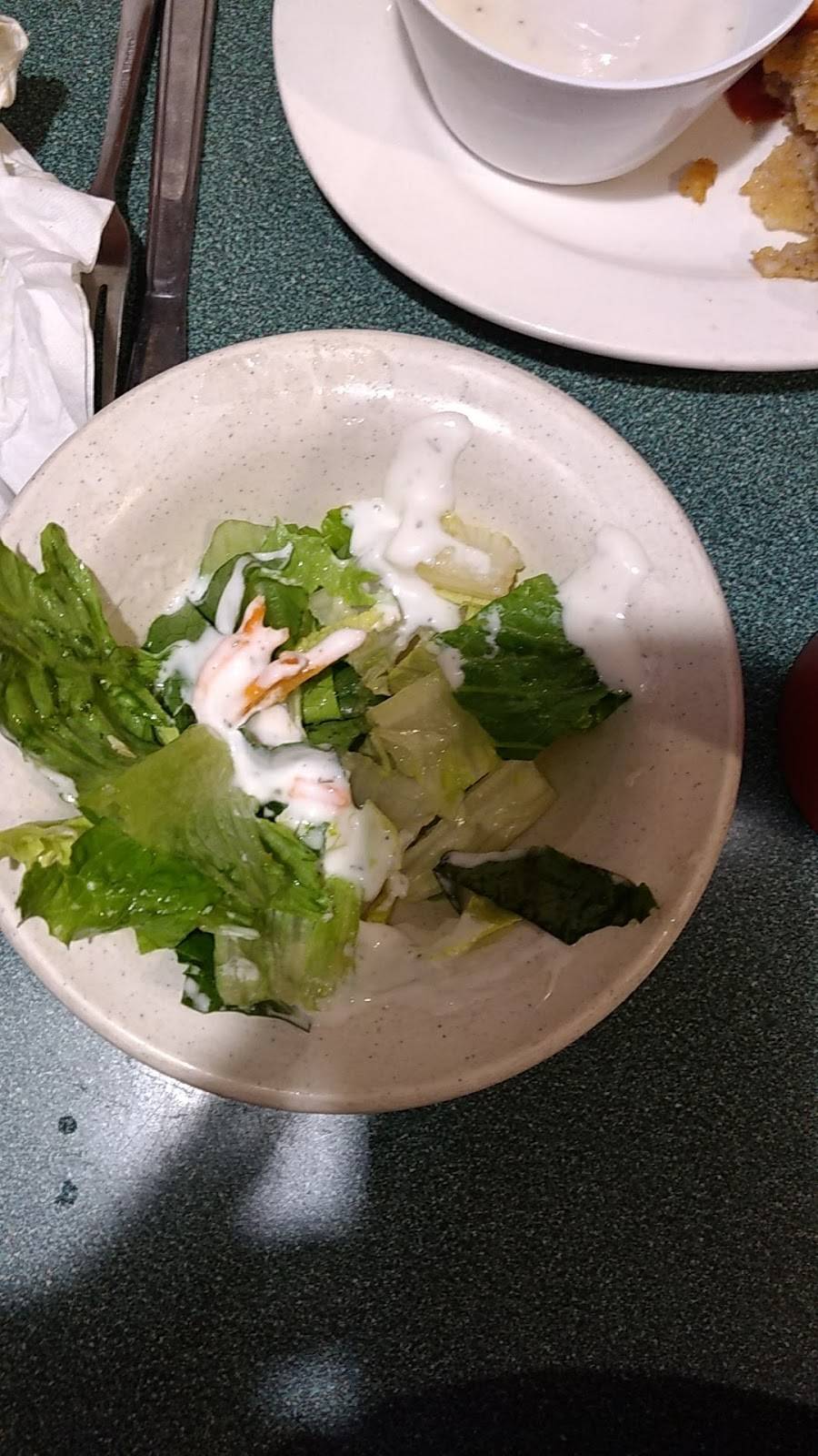 Baytown Seafood | restaurant | 8765 TX-35, Van Vleck, TX 77482, USA | 9793230444 OR +1 979-323-0444