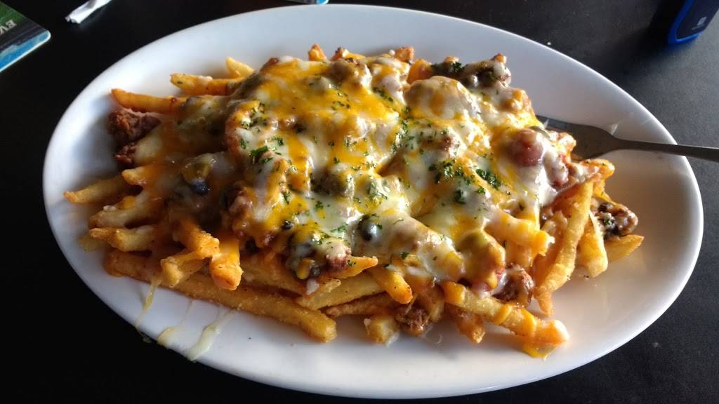 Whiskey River On The Water | restaurant | 5245 Limestone Dr, Port Richey, FL 34668, USA | 7278492180 OR +1 727-849-2180