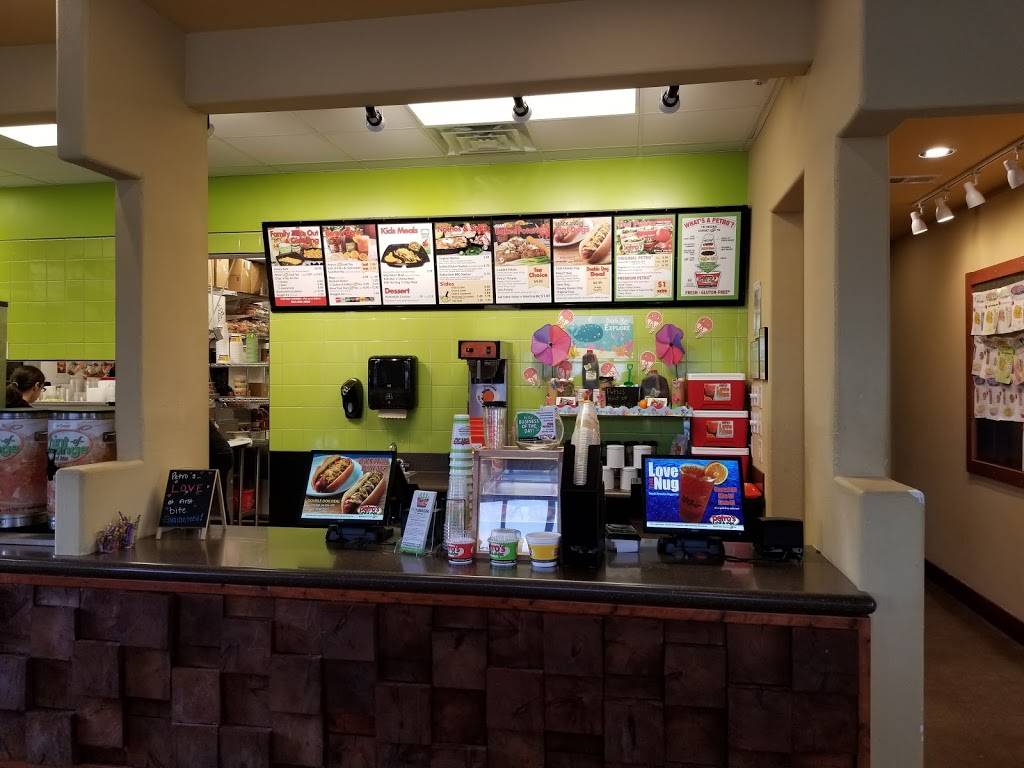 Petros Chili & Chips - Lenoir City | restaurant | U.S. 321, 762 Northside Dr, Lenoir City, TN 37771, USA | 8653171645 OR +1 865-317-1645