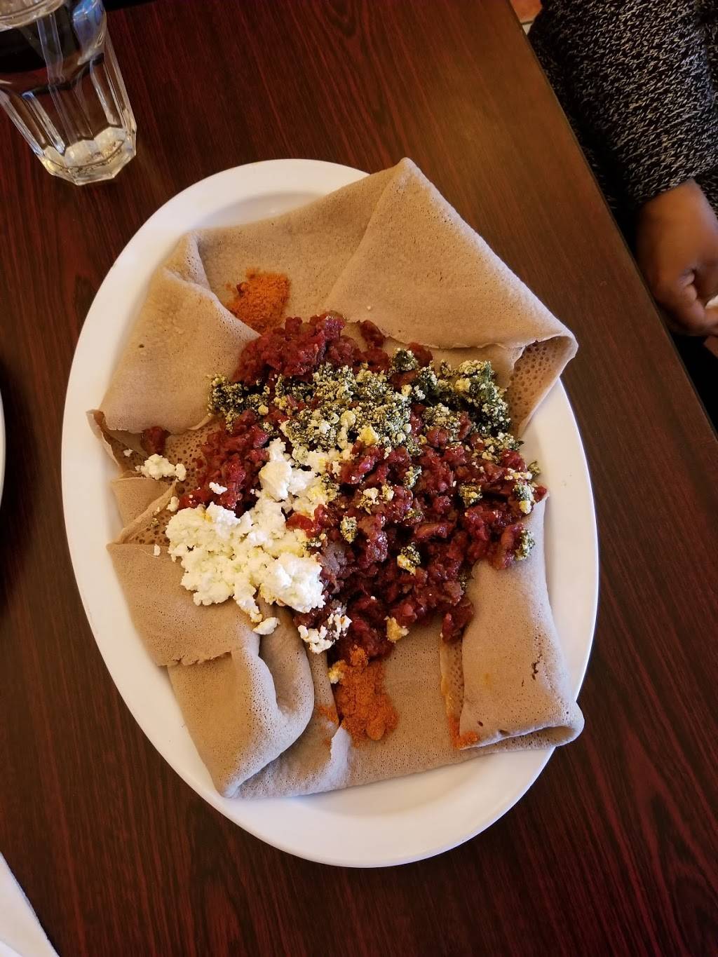 Walya Restaurant | restaurant | 6846 New Hampshire Ave, Silver Spring, MD 20912, USA | 3012704545 OR +1 301-270-4545