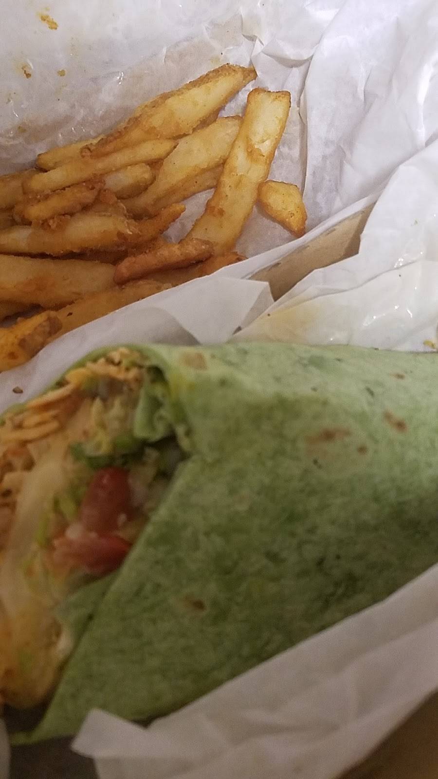 Deli Delicious | restaurant | 2041 E Shields Ave, Fresno, CA 93726, USA | 5592223354 OR +1 559-222-3354