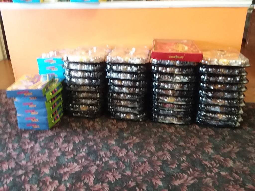 Raymonds Spanish Italian Food | restaurant | 330 US-30, Lindenwold, NJ 08021, USA | 8563466985 OR +1 856-346-6985