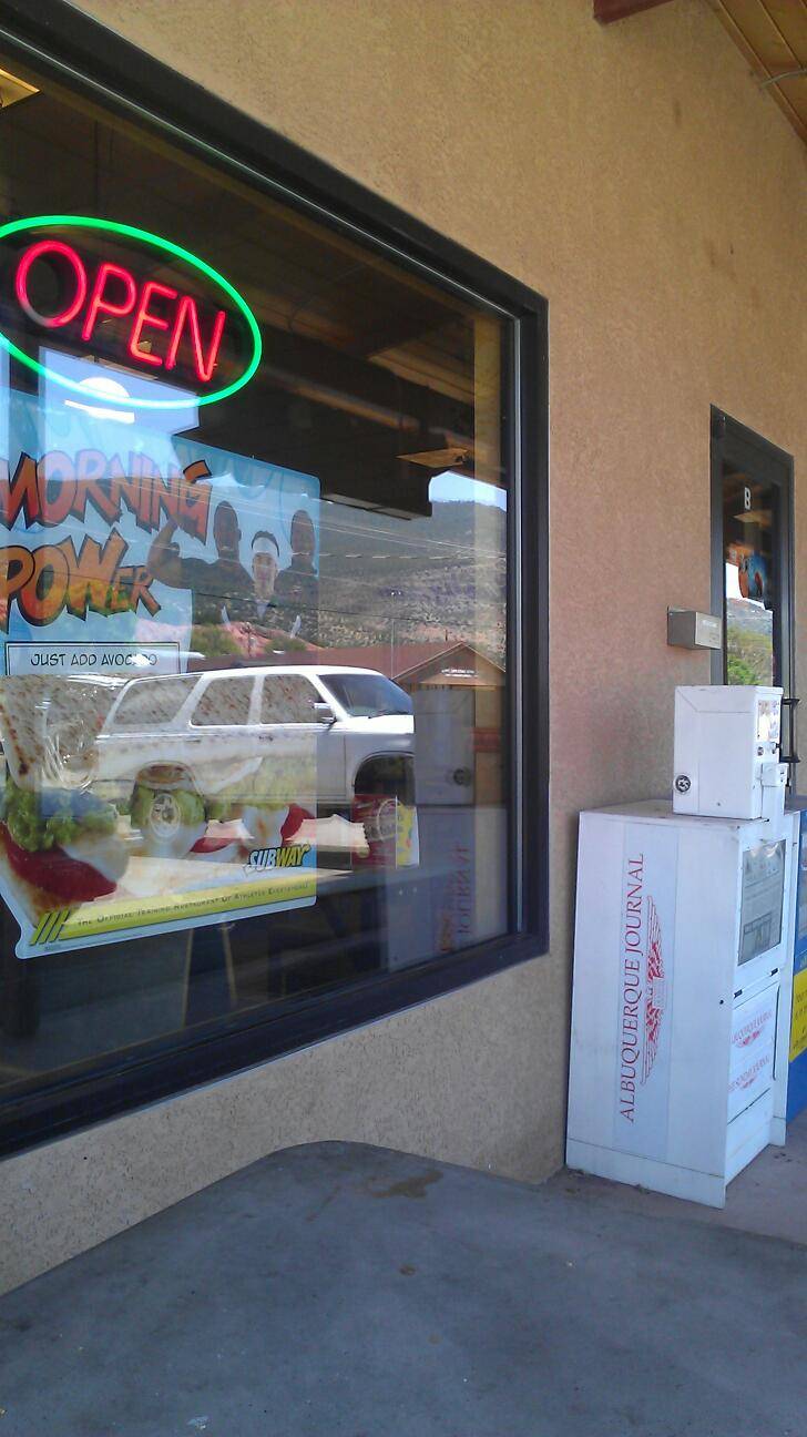 Subway | meal takeaway | 500-B Old, NM-333, Tijeras, NM 87059, USA | 5052861411 OR +1 505-286-1411