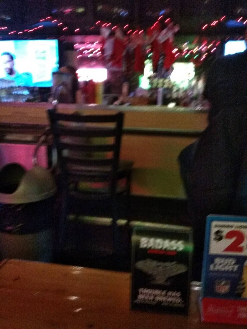 Crestwood Lounge | restaurant | 27885 Plymouth Rd, Livonia, MI 48150, USA | 7344271137 OR +1 734-427-1137