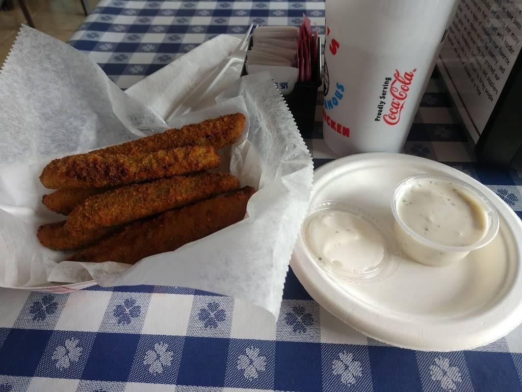 Guss World Famous Fried Chicken | restaurant | 102 N Sycamore St, Santa Ana, CA 92701, USA | 9493363936 OR +1 949-336-3936