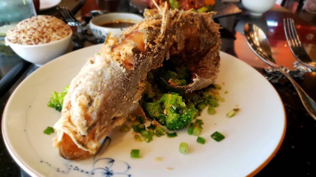 Graces Mandarin | restaurant | 188 Waterfront St, Oxon Hill, MD 20745, USA | 3018393788 OR +1 301-839-3788