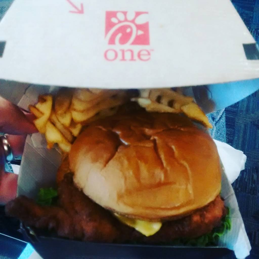 Chick-fil-A | restaurant | 7700 Spine Rd Rm TS3, 3, Atlanta, GA 30320, USA | 4047614213 OR +1 404-761-4213