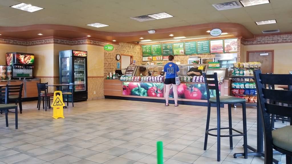 Subway | meal takeaway | 110 Eagle Mountain Blvd, Batesville, AR 72501, USA | 8706989955 OR +1 870-698-9955