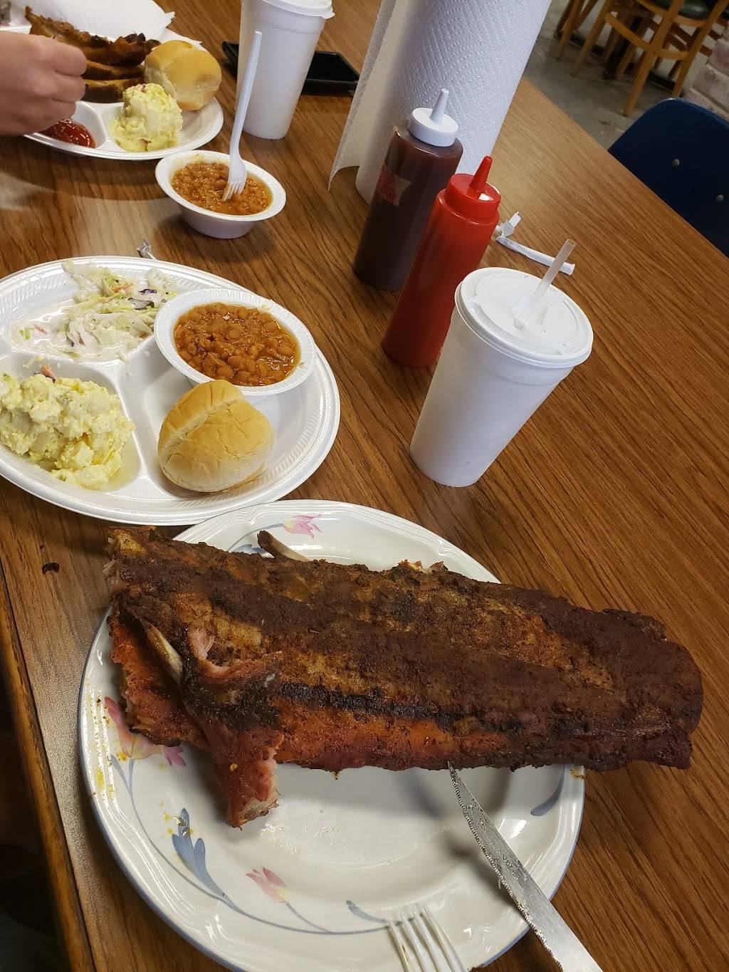 Zone 4 House Of Meat | restaurant | 197 S Main St, Tyronza, AR 72386, USA | 8704872527 OR +1 870-487-2527