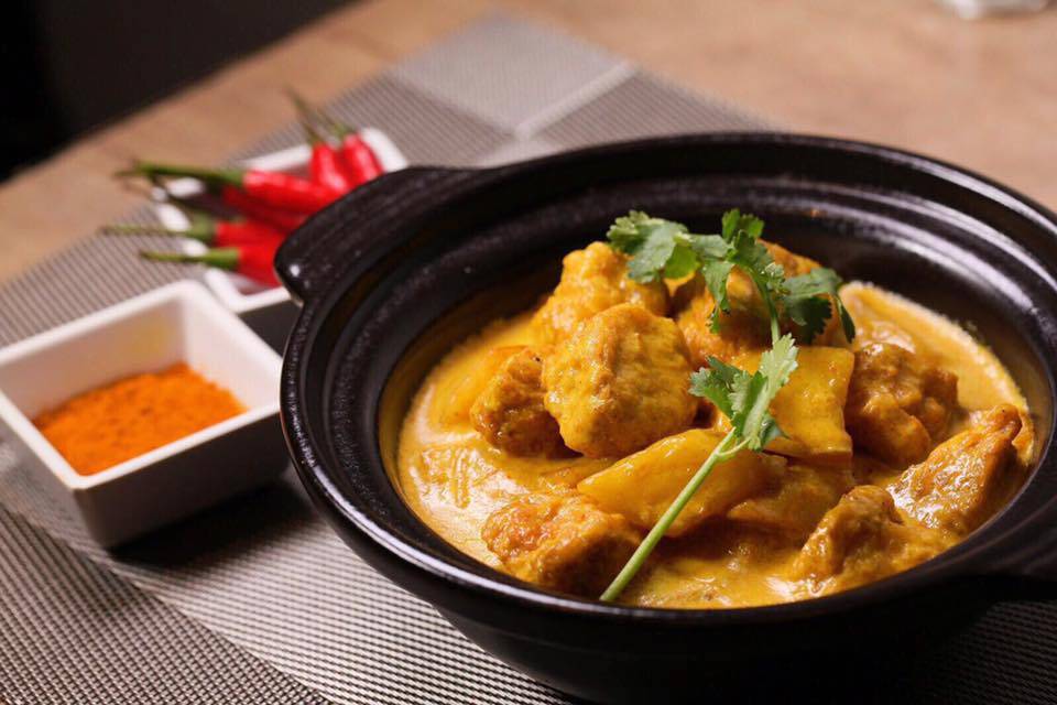 Tasty Kitchen | restaurant | 1177 Central Pkwy W #12, Mississauga, ON L5C 4P3, Canada | 9058038882 OR +1 905-803-8882