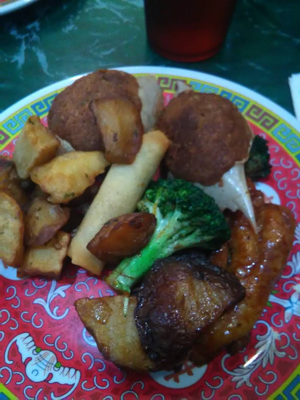 East Wind Restaurant | restaurant | 406 E 3rd St, Pembroke, NC 28372, USA | 9105221383 OR +1 910-522-1383