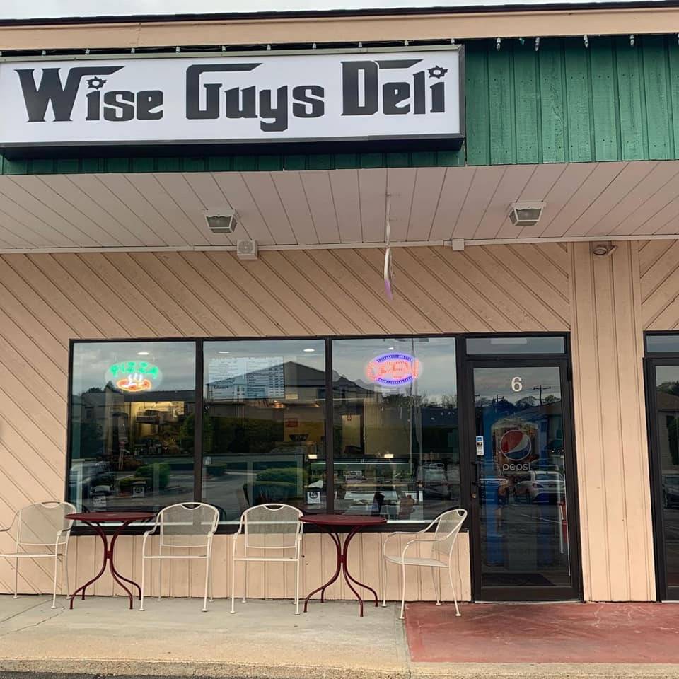 Wiseguys deli | restaurant | 289 Cowesett Ave, West Warwick, RI 02893, USA | 4016218111 OR +1 401-621-8111